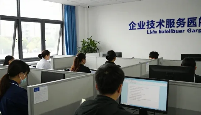 企业在选择小程序开发服务时应关注的核心要素